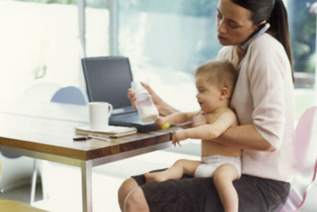 ¿Una empresa puede negar el derecho al teletrabajo a una trabajadora solicitando la conciliación de la vida familiar y laboral sin abrir un proceso negociador?